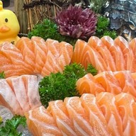 ร้านอาหารญี่ปุ่นซะคะนะซาชิมิ -