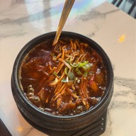 Chibing Chicken and Bingsu กลาสเฮ้าส์ รัชดา