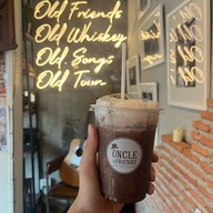 เมนูของร้าน Uncle & Friends Rustic Cafe Oldtown
