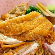 บะหมี่กวางตุ้ง (เบตงเจ้าเก่า) เจริญนคร78