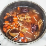 เมนูของร้าน น้ำชาคู่กับซาลาเปา