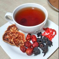 เมนูของร้าน น้ำชาคู่กับซาลาเปา