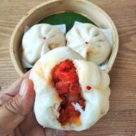 เมนูของร้าน น้ำชาคู่กับซาลาเปา