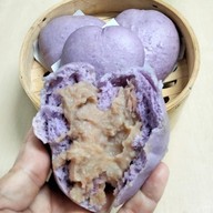 เมนูของร้าน น้ำชาคู่กับซาลาเปา