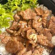 โคตรกะเพราฟรีไข่