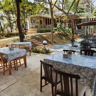 บรรยากาศ Canary Cafe & Restaurant