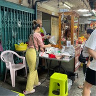 นายหมูเป็ดย่างไร้เทียมทาน