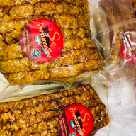 เมนูของร้าน ก๋วยจั๊บคุณน้อย  วิภาวดีรังสิต 16