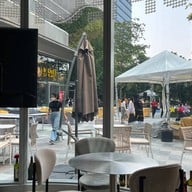 บรรยากาศ Hey’s Beanstro อาคาร Oasis
