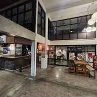 หน้าร้าน Lust Ramen Udomsuk
