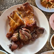 ส้มตำยายขัน(ส้มตำรถไฟลำปาง)