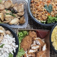 TUA' GIN KAI (ตัวกินไก่) นวลจันทร์