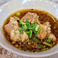 ก๋วยเตี๋ยวเที่ยงคืน  ปากเกร็ด