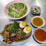 เมนูของร้าน ข้าวขาหมูบางรัก เชียงราย