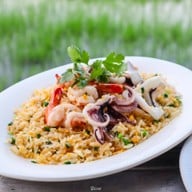 มายาวี ซีฟู้ด - อาหารไทย จีน ส้มตำ ยำแซ่บ กุ้ง หอย ปลาหมึก ปู ปลาเป็นๆ