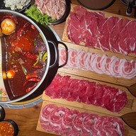 Hei Hei Hot Pot囍火锅