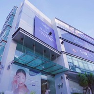 หน้าร้าน Teeraporn Clinic Official