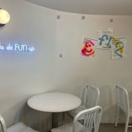 FUN Cafe Bangkok มหาพฤฒาราม