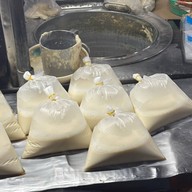 ปาท่องโก๋ สมพร รสเด็ด