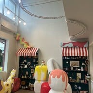 FUN Cafe Bangkok มหาพฤฒาราม