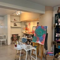 FUN Cafe Bangkok มหาพฤฒาราม