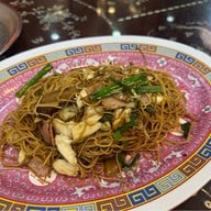 ไต๋ตงหูฉลาม บางรัก (เจ้าเก่า ไม่มีสาขา) บางรัก