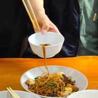 ก๋วยเตี๋ยวเรือน้าชู ตลาดหลังกระทรวงการคลัง