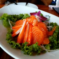 เมนูของร้าน สวนอาหารกลางดง Cafe & Restaurant