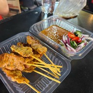 เมนูของร้าน หมูสะเต๊ะแปลงนาม