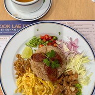 ถูกและดี ฟู้ดแลนด์ หัวหมาก