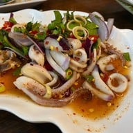 เต๋อตำยำระเบิด ตลาดทรัพย์ทองคำ