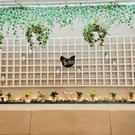 The Hen Coffee House