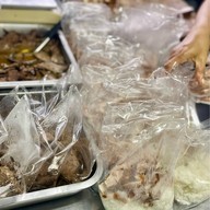 หมูทอดเจ๊จง พระราม 4 (Rama 4)