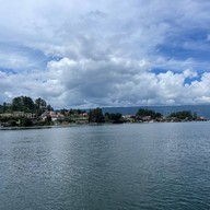 บรรยากาศ Lake Toba, North Sumatra