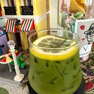 Knock Knock Cafe & Bar -