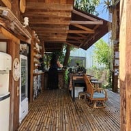 ใครขายไข่ไก่ Egg Sell By Who Art&craft Cafe‘ (slow Bar)