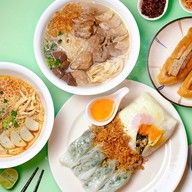 ข้าวเปียกเส้นคุณหยิน ข.ไข่ในเตา สาขาเสนานิคม1