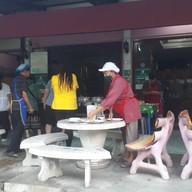บรรยากาศ เล้งข้าวแกง