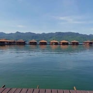 อนันตาริเวอร์ฮิลล์ รีสอร์ท