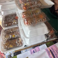 ข้าวหลามแม่ลูกจันทร์