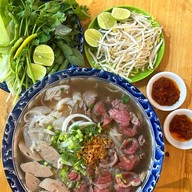 เมนูของร้าน ข้าวเปียกเส้นเวียงจันทน์ ถนนวัฒนานุวงศ์