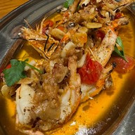 แคนทีน ไนน์ทีน Sathu Pradit