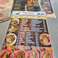 ระตะมา ก๋วยเตี๋ยวเป็ดพะโล้ ซุปเปอร์ขาไก่สูตรต้นตำรับ หัวหิน