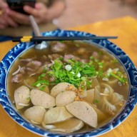 เมนูของร้าน ข้าวเปียกเส้นเวียงจันทน์ ถนนวัฒนานุวงศ์