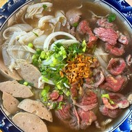 เมนูของร้าน ข้าวเปียกเส้นเวียงจันทน์ ถนนวัฒนานุวงศ์