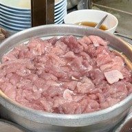 เต่าโภชนา (ตำนานต้มเลือดหมู 52 ปี & หมี่คลุก & ลูกชิ้นราชวัตร)