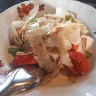 เมนูของร้าน ขนมจีนต้นก้ามปู นวลจันทร์ .
