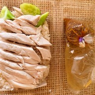 เมนูของร้าน ข้าวมันไก่หลักเมืองปราจีน เมืองทองธานี เมืองทองธานี