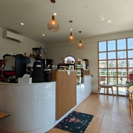 53 Haus Coffee & Eatery