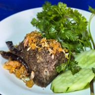 น้ำเงี้ยวหม้อดินป้าอี๊ด หนองบัว